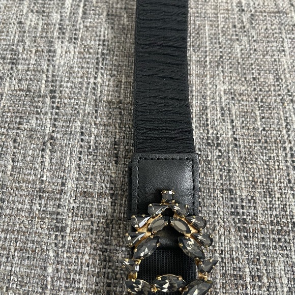 Cache stretch black belt with crystal grey stone”buckle”, gold trim ! - Picture 4 of 7